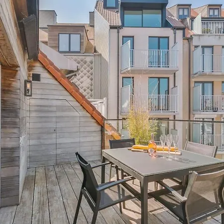 Stunning New Modern With 2 Terraces In The Heart Of 아파트 크노케-하이스트