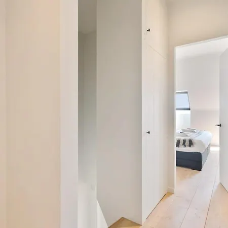 Stunning New Modern With 2 Terraces In The Heart Of * 크노케-하이스트