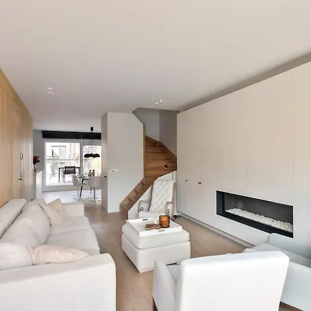 Lägenhet Stunning New Modern With 2 Terraces In The Heart Of