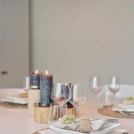 아파트 Stunning New Modern With 2 Terraces In The Heart Of